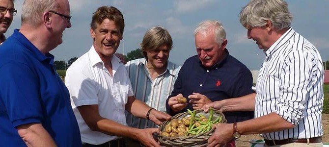 Eerste oogst voor voedselbank Eerste oogst voor voedselbank