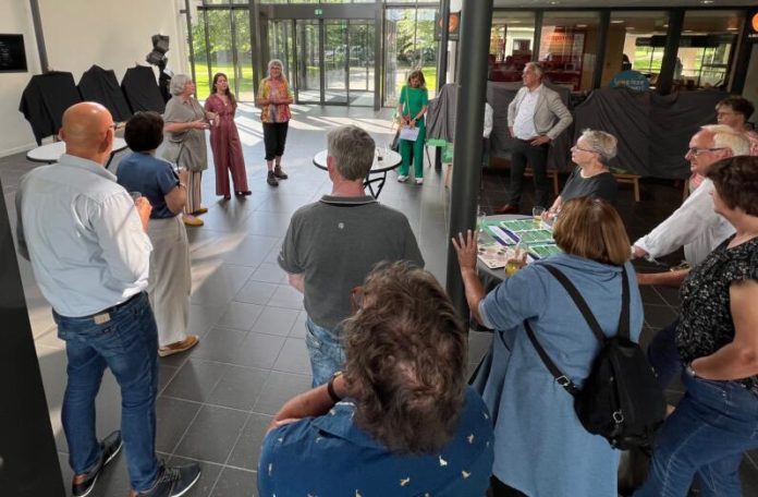 opening-groene-helden-expositie-11-juli-hof-nog-groener1-1024x768